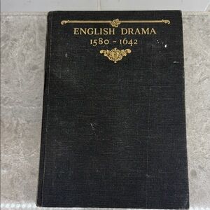 Vintage English Drama 1580-1642 Brooke & Paradise hardcover book. Printed 1933